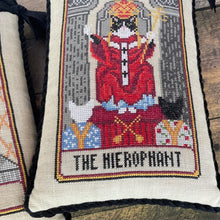 Load image into Gallery viewer, Cat Tarot V - The Hierophant
